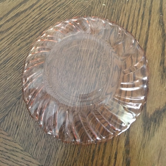 Depression era antique pink glass small bowl - Picture 2 of 2